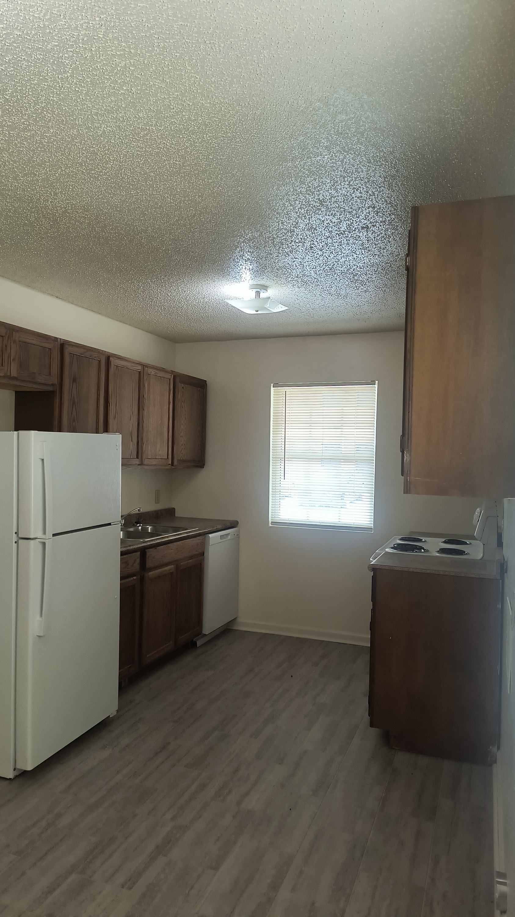 2710 South Taft Street - 1