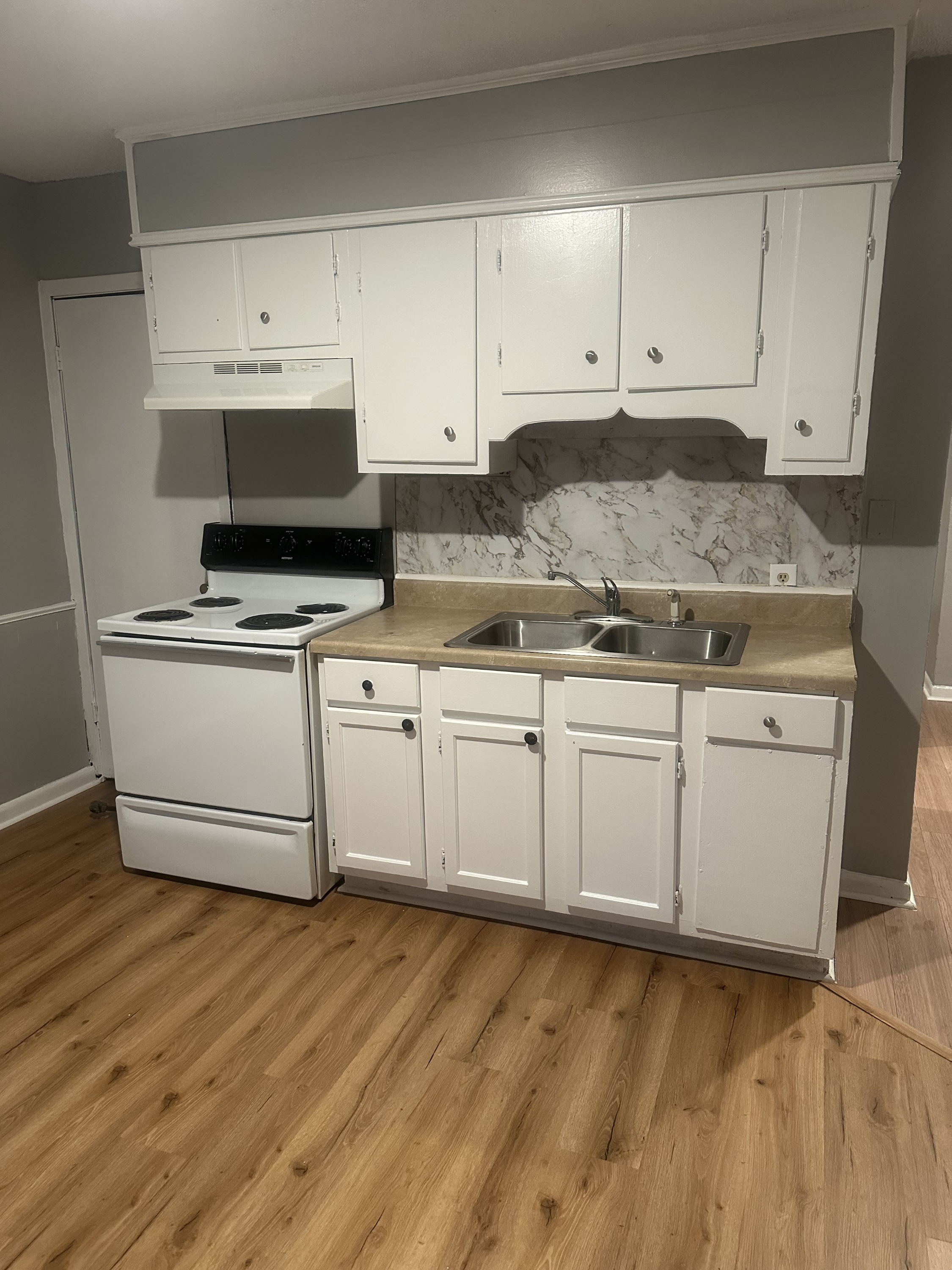 901 East 29th Avenue - 9