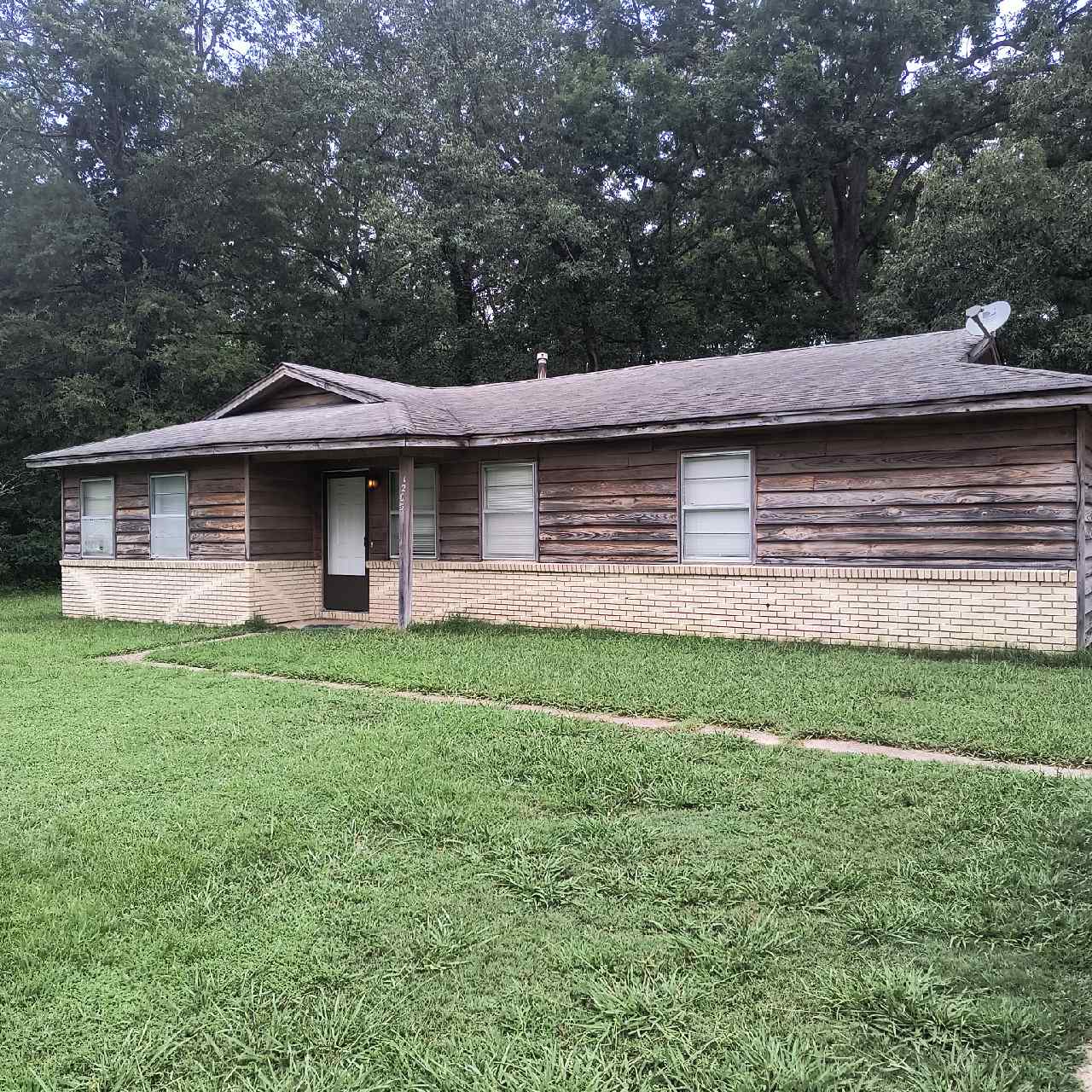 1205 Ruby Drive