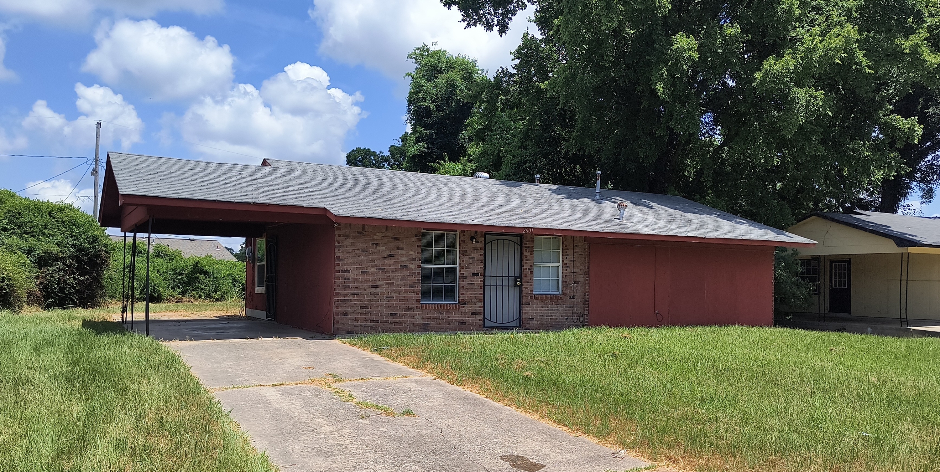 2601 S. Belair Dr.