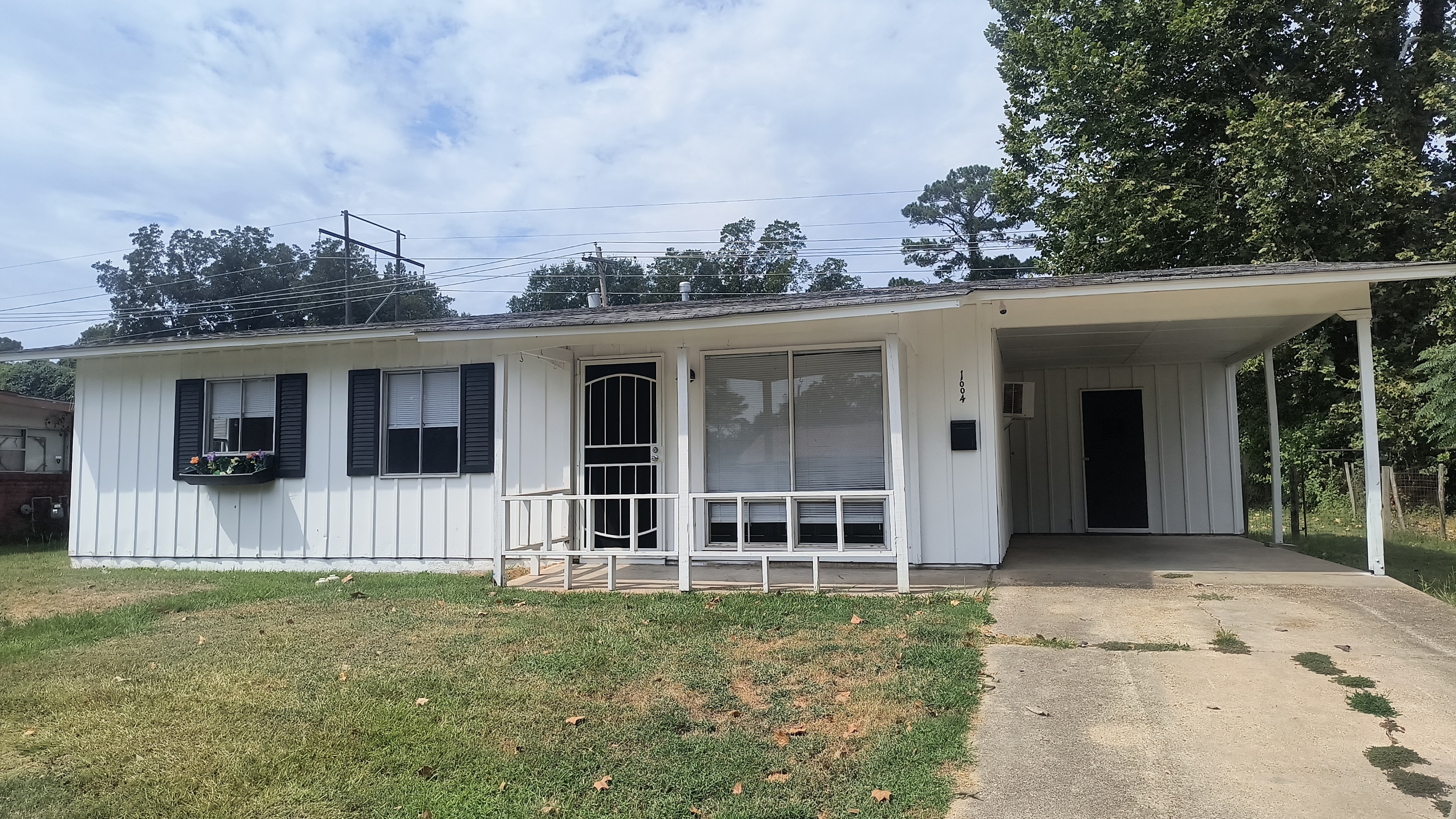 1004 Bloomfield Drive