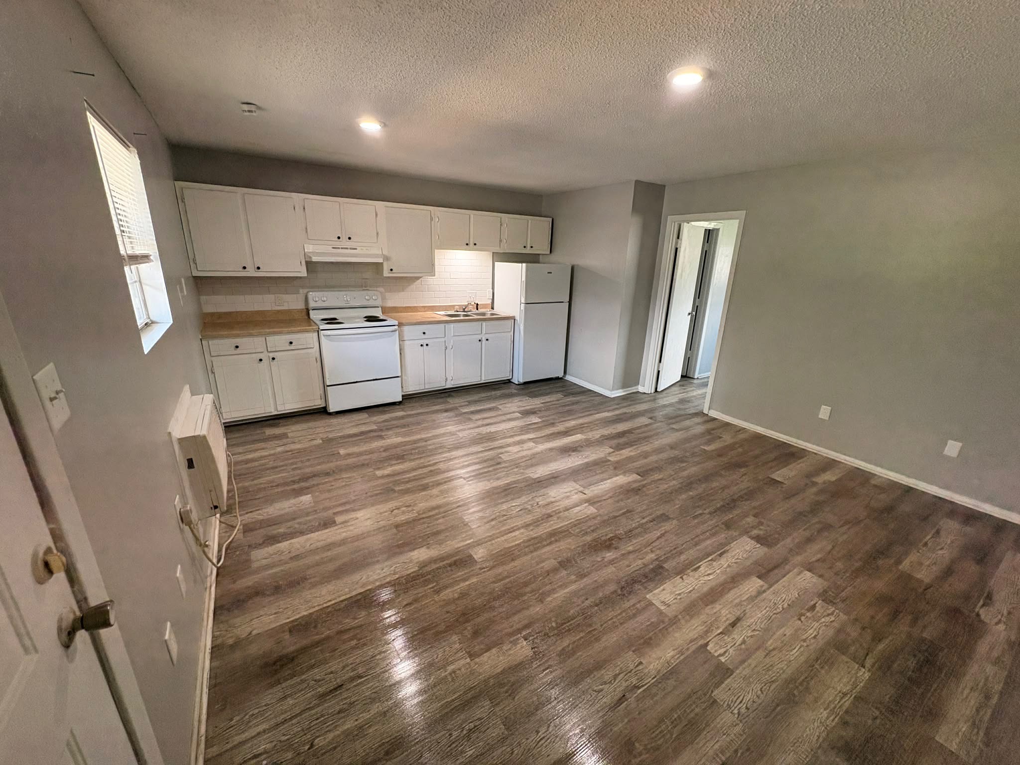 2120 W. 30th Ave.  #3
