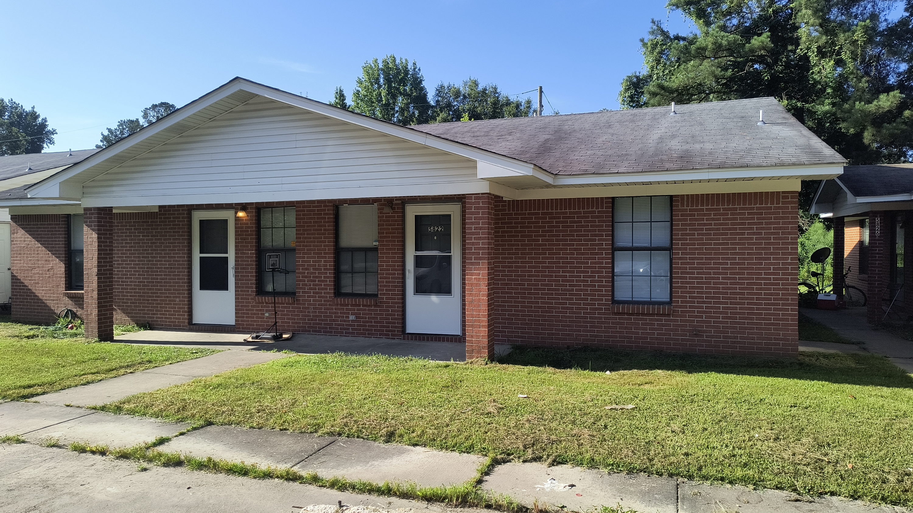 5822 W. Short 3rd
