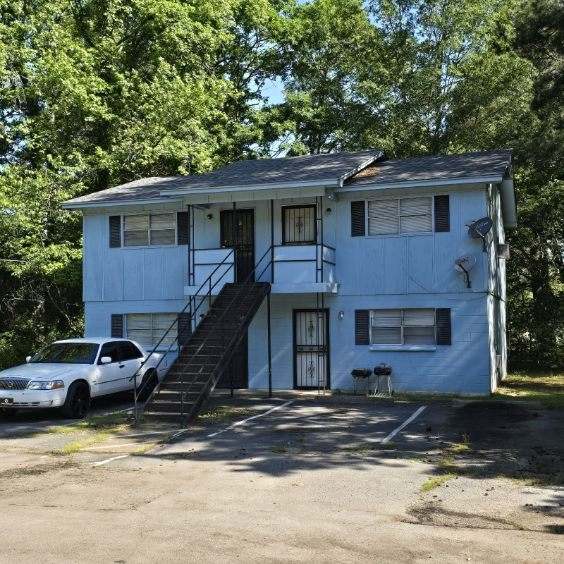 Property main image