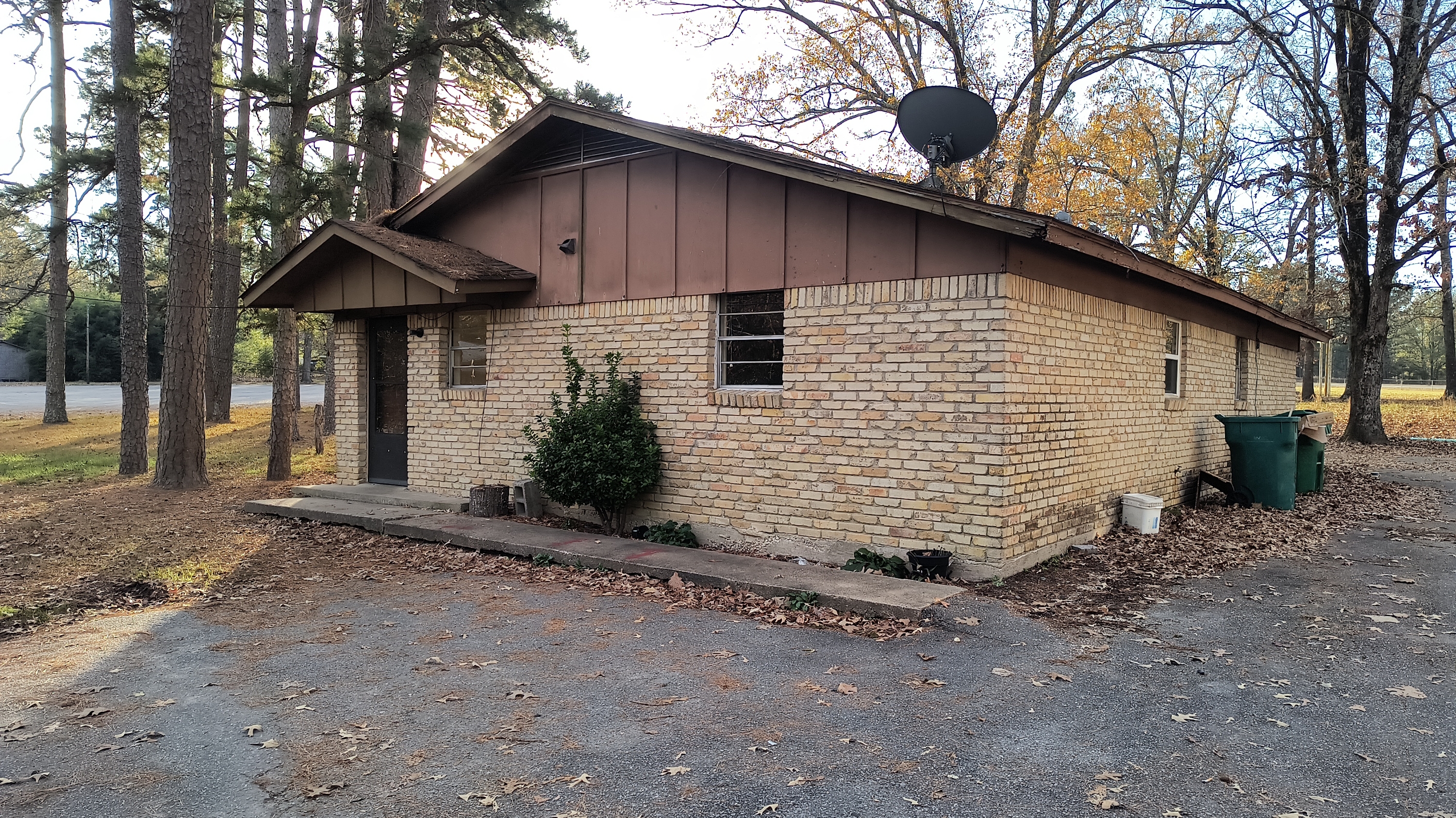 5910 Malcomb Street - 5910